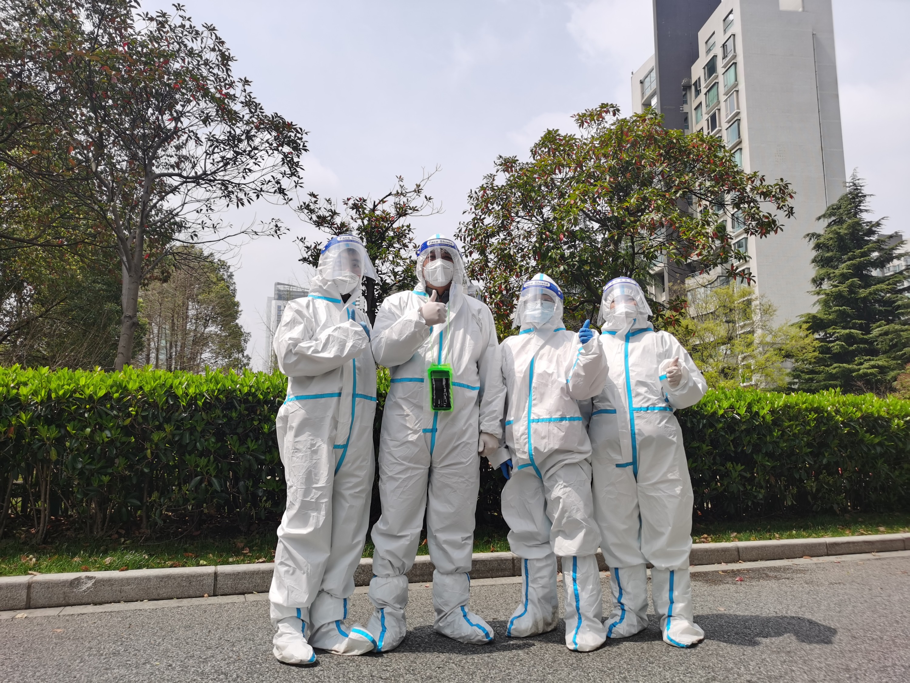 20220329 陆家嘴集团系统防疫突击队用爱守护东城社区居民-6（股本部）