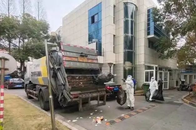20220322 封“楼”闭“门”强担当 齐心战“疫”真情暖-4