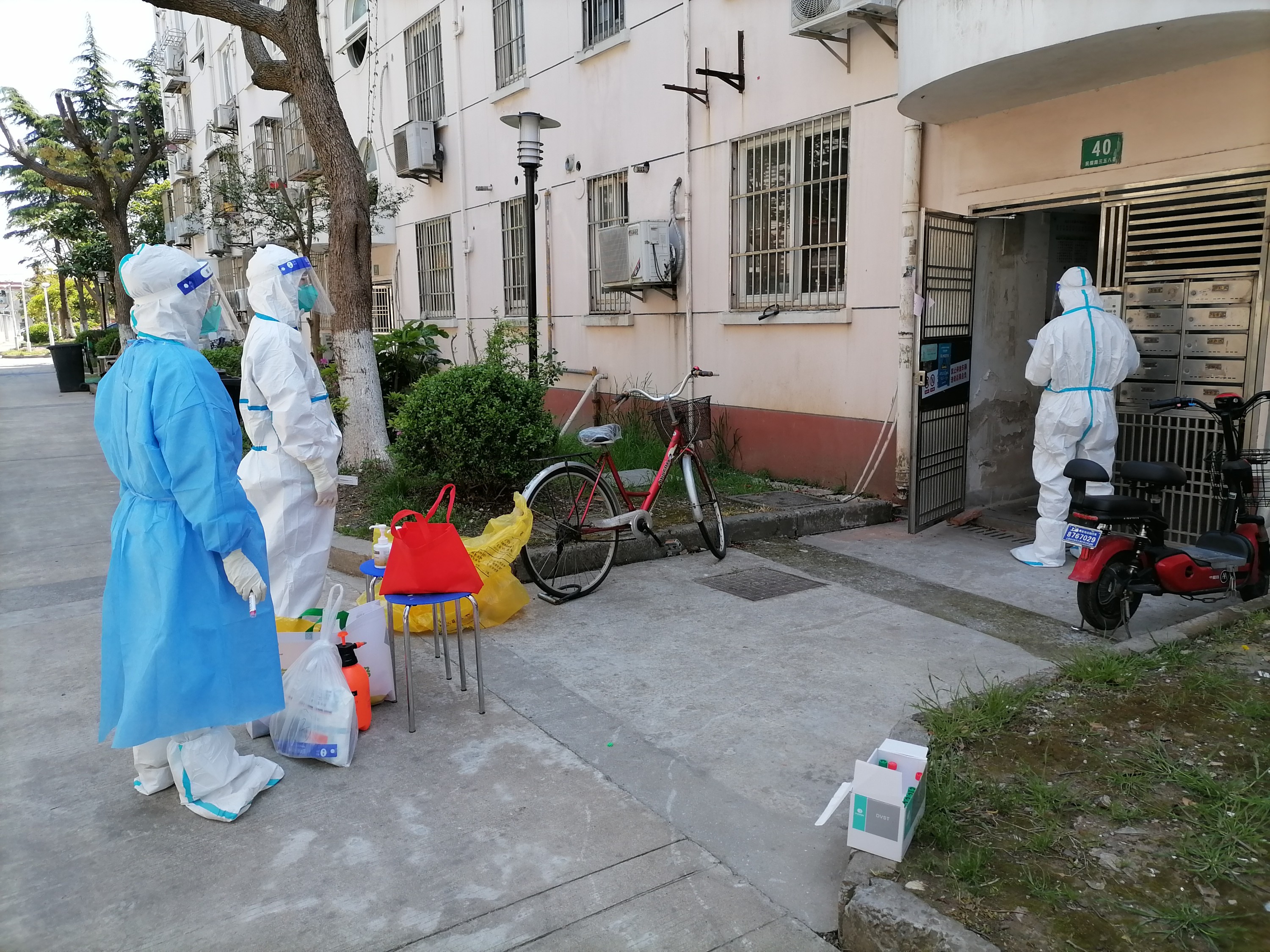 20220421 外高桥人跨街镇下沉：到最吃劲的一线去！-2