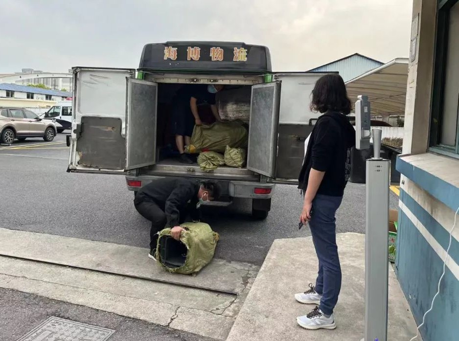 20220522 值守1016个小时，巾帼不让须眉-3