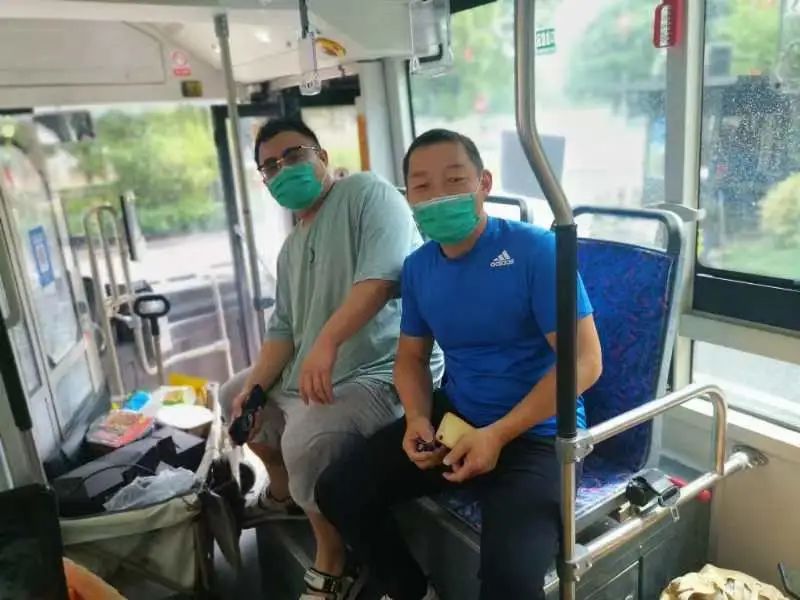 20220623 最危险的地方有TA们的身影！金桥集团防疫志愿者持续奋战在防疫一线-4