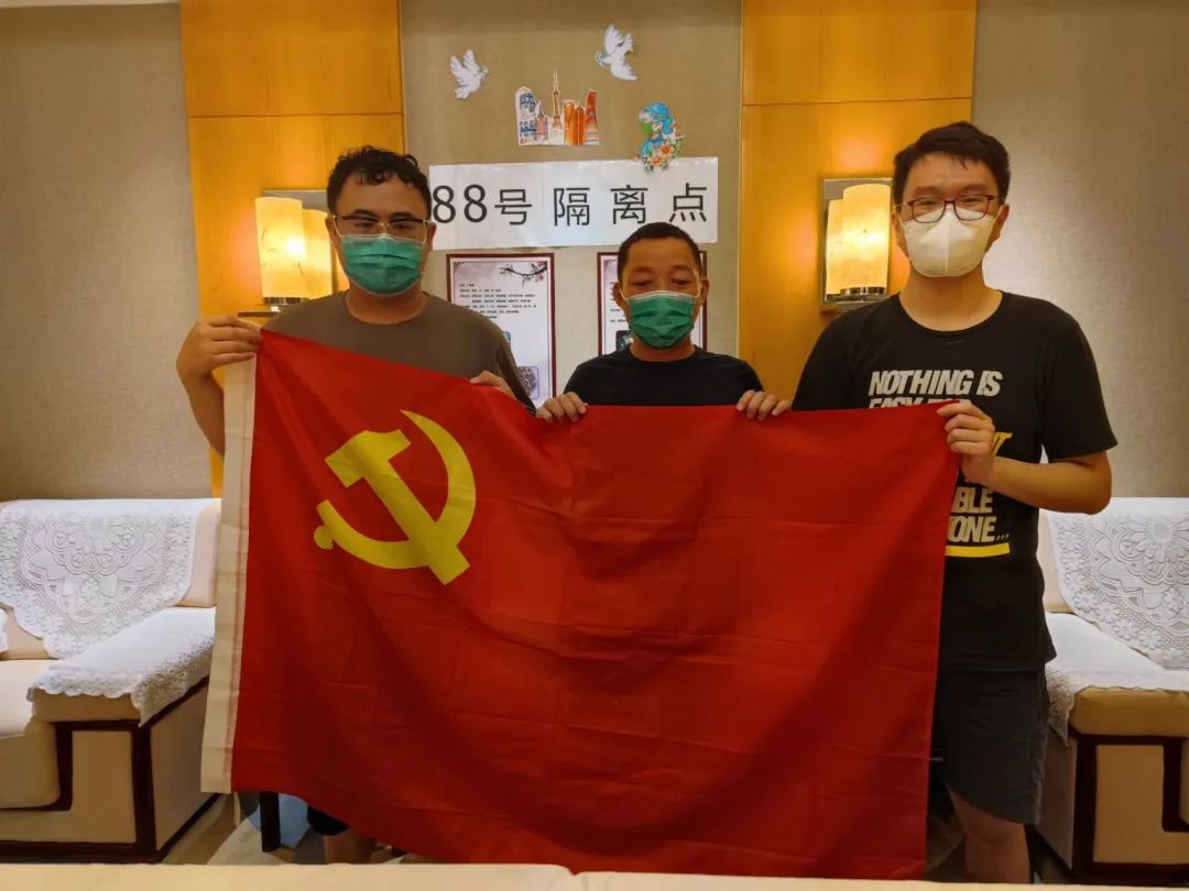 20220623 最危险的地方有TA们的身影！金桥集团防疫志愿者持续奋战在防疫一线-1