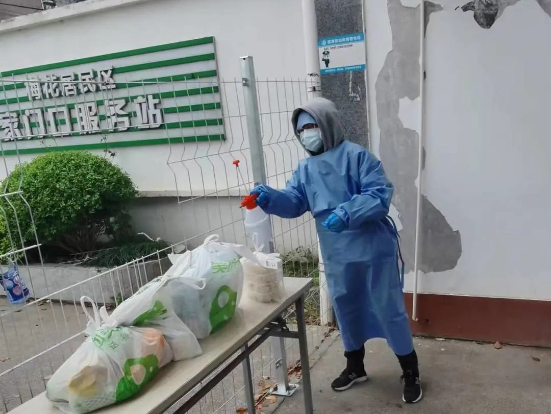 20220608 【战疫心声】上善若水润无声——水务集团下沉街镇、服务社区亲历者说系列报道（九）-14