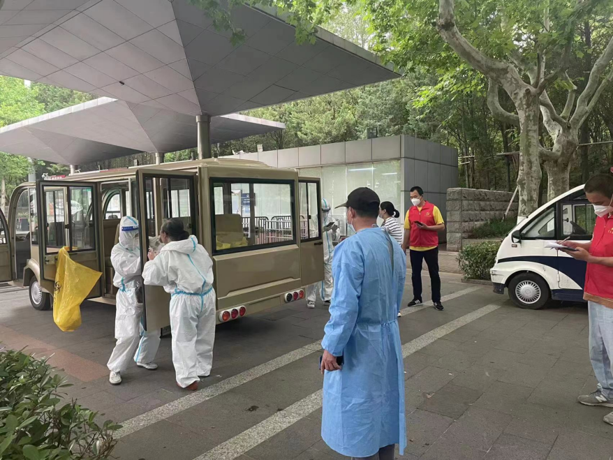 助力世纪公园恢复开放，观光车变身采样车-7