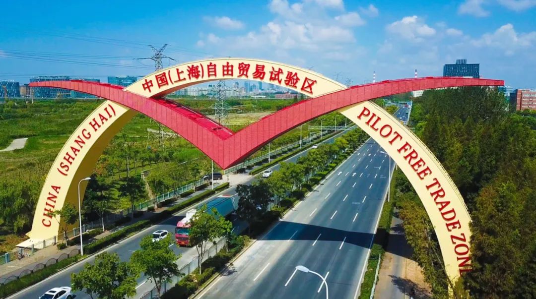 20220709 创造新奇迹 展现新气象——浦东新区区委党校外高桥集团股份现场教学基地正式揭牌-5