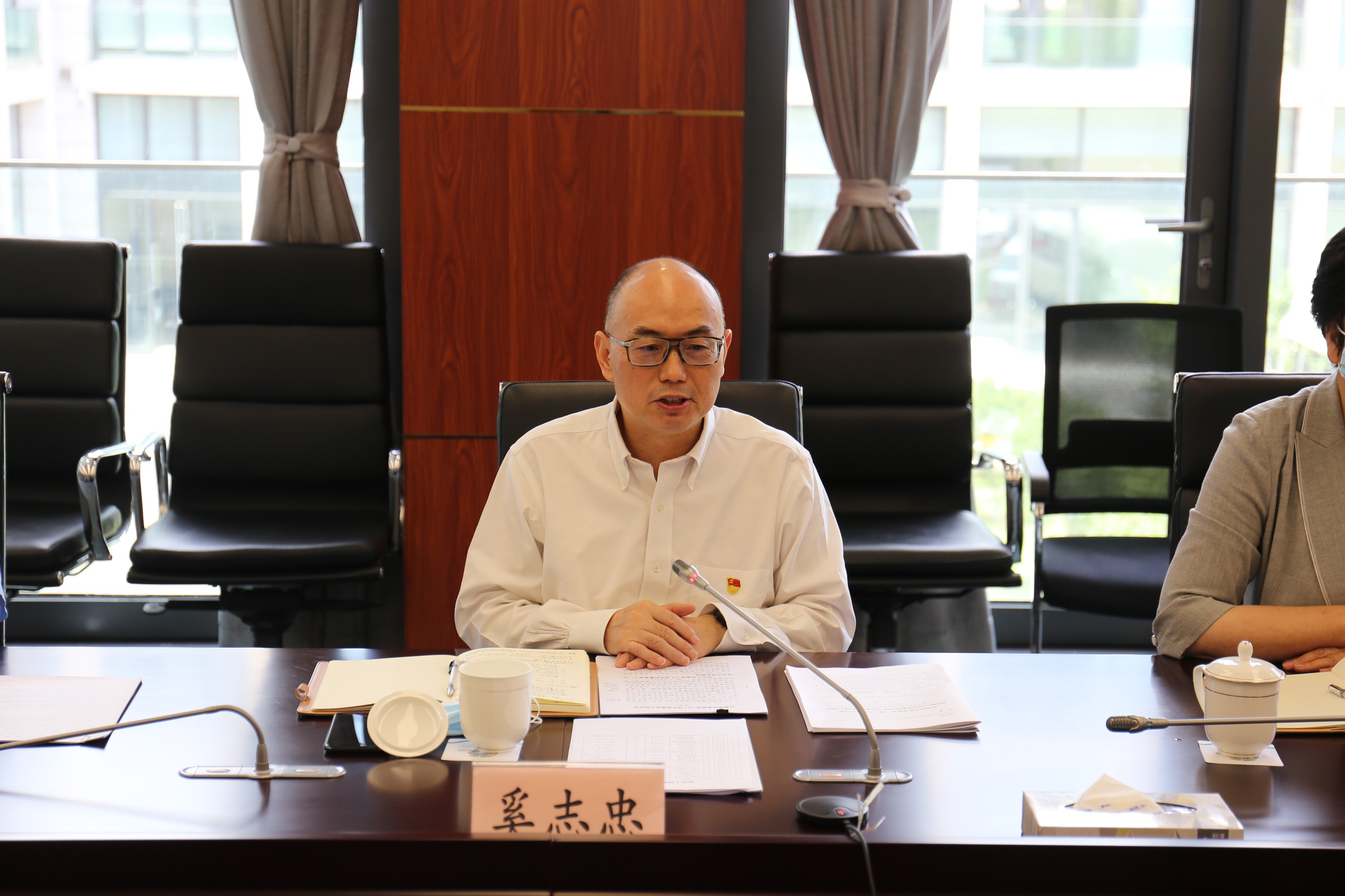 大力弘扬伟大建党精神 勇当高质量发展排头兵  港城集团党委召开纪念中国共产党建党101周年座谈会-2